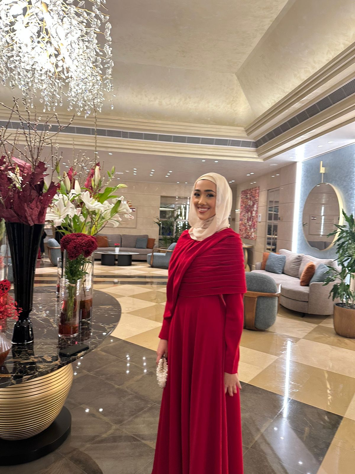 Queen Red Dress Rental